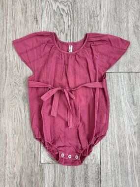NWT Babe & Tess Flutter Sleeve Onesie Berry color - size 12 months